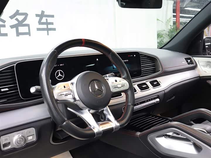 Фото 9 - Mercedes-Benz GLE-Class AMG