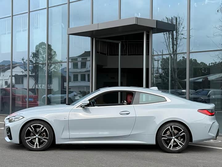 Фото 4 - BMW 4 Series