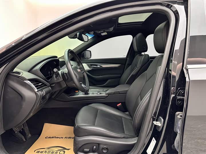 Фото 8 - Cadillac CT5