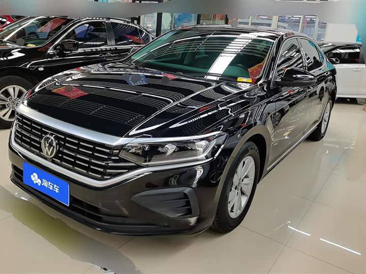 Фото 1 - Volkswagen Passat