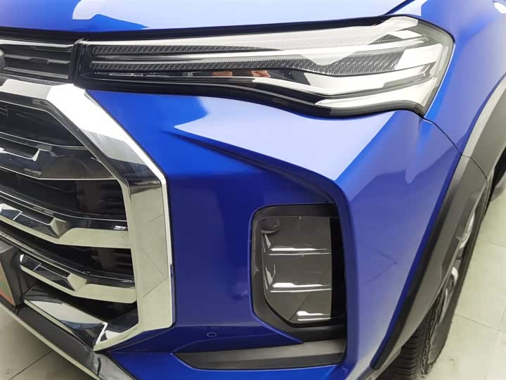 Фото 7 - Maxus T90