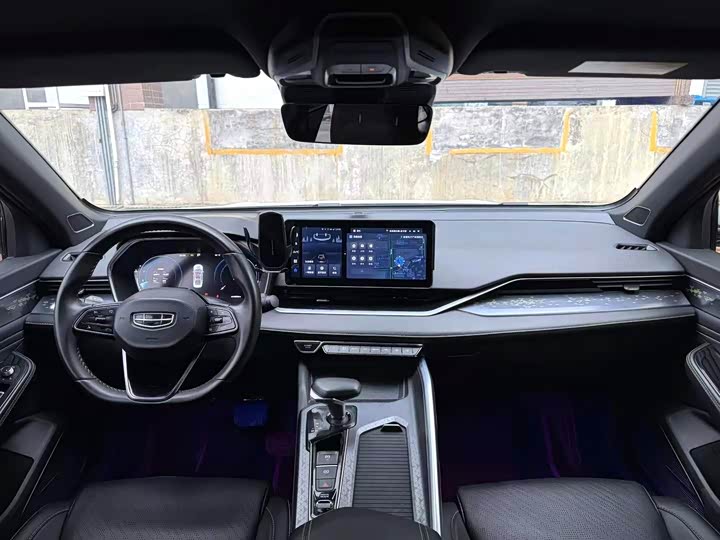 Фото 5 - Geely Preface