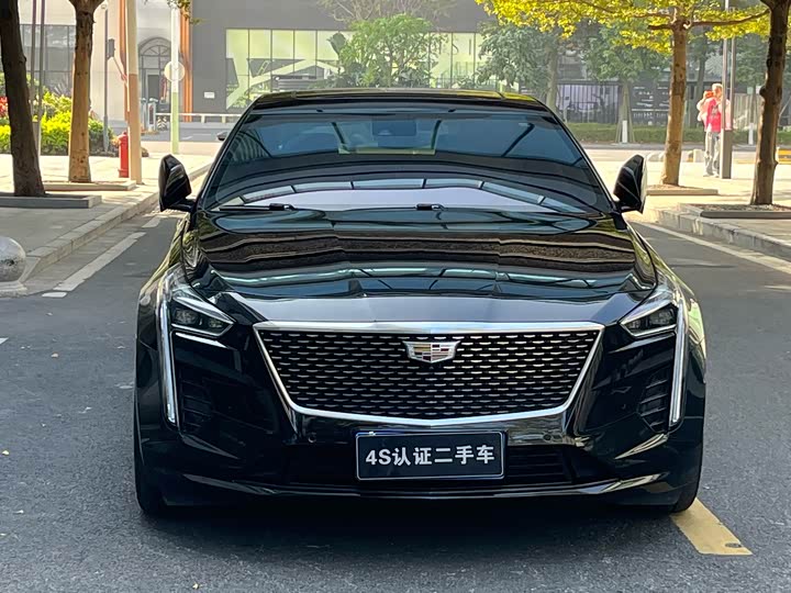 Фото 2 - Cadillac CT6