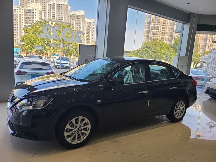 Фото 1 - Nissan Sylphy