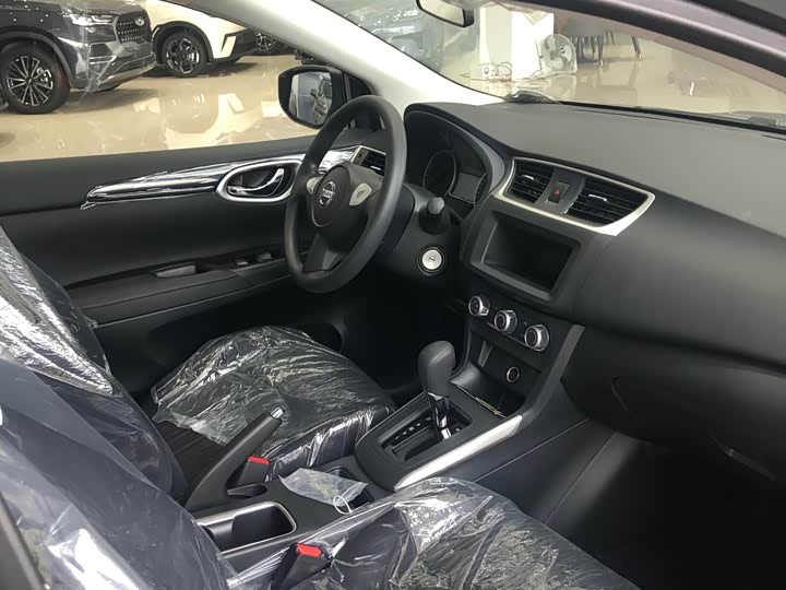 Фото 7 - Nissan Sylphy