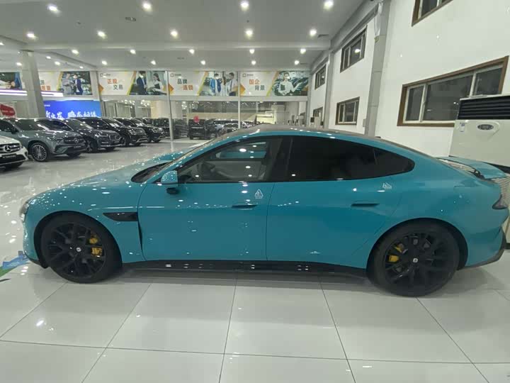 Фото 4 - Xiaomi SU7