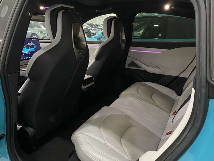 Фото 6 - Xiaomi SU7