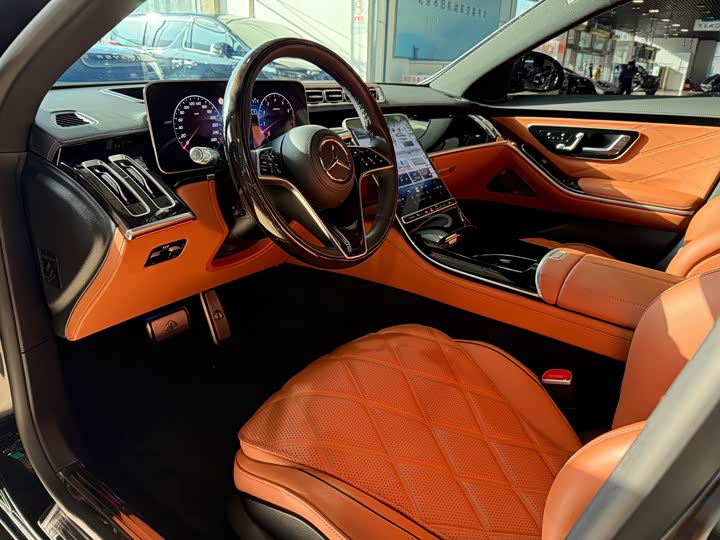 Фото 5 - Mercedes-Benz Maybach S-Class