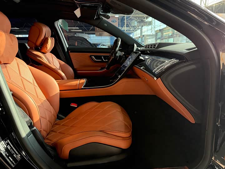 Фото 6 - Mercedes-Benz Maybach S-Class