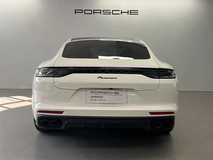 Фото 7 - Porsche Panamera