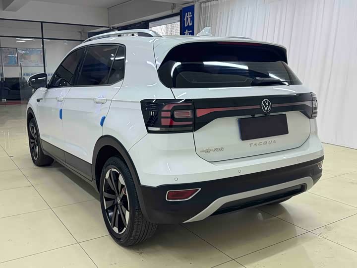 Фото 4 - Volkswagen Tacqua