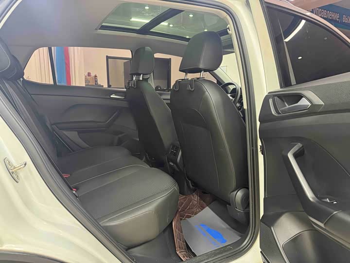 Фото 9 - Volkswagen Tacqua