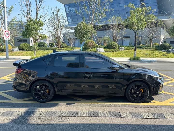 Фото 4 - MG Motor 6