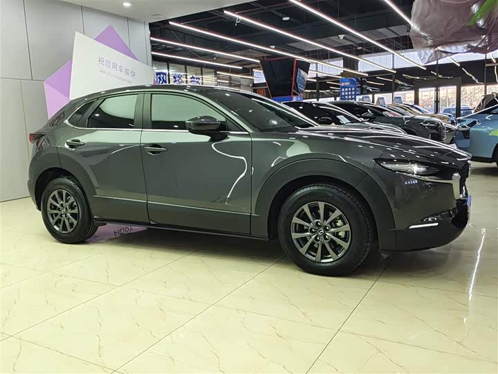 Фото 6 - Mazda CX-30