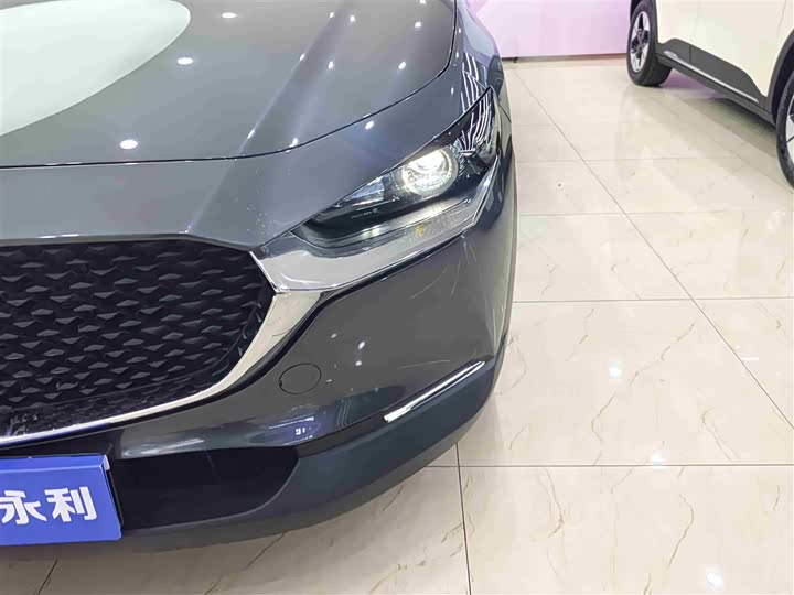 Фото 7 - Mazda CX-30