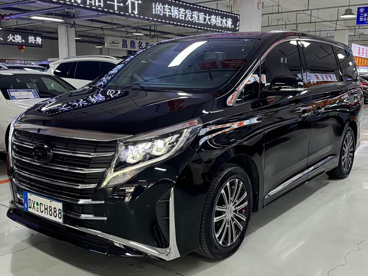 Фото 1 - GAC Trumpchi M8
