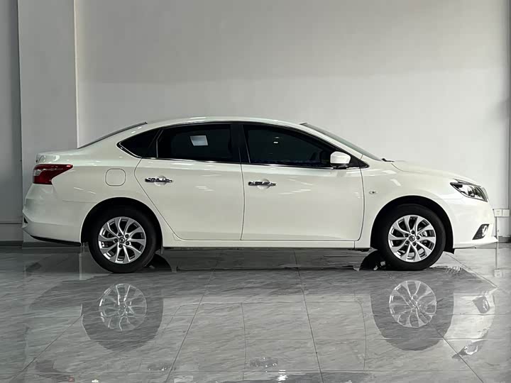 Фото 7 - Nissan Sylphy