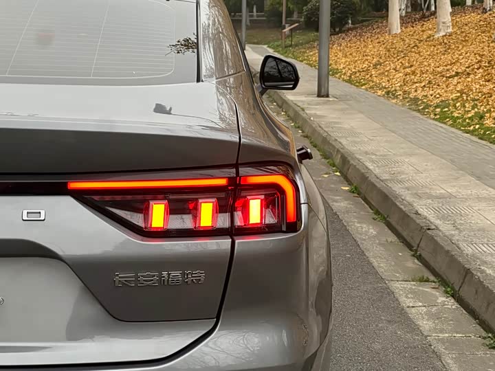 Фото 6 - Ford Mondeo