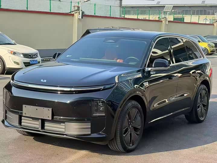 Фото 1 - LiXiang L6