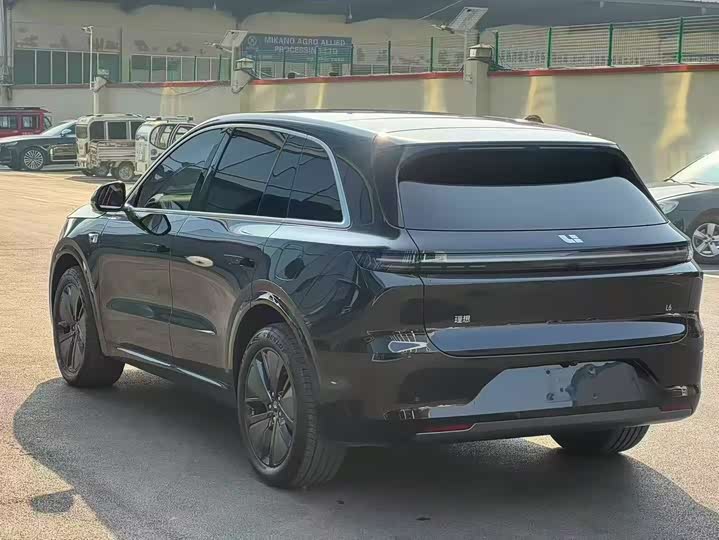 Фото 7 - LiXiang L6