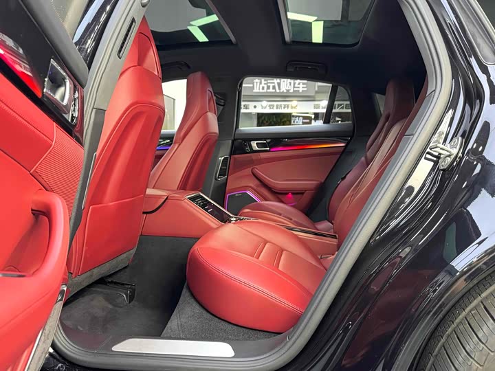 Фото 6 - Porsche Panamera