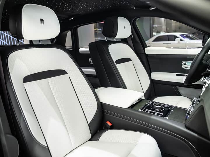 Фото 8 - Rolls-Royce Ghost