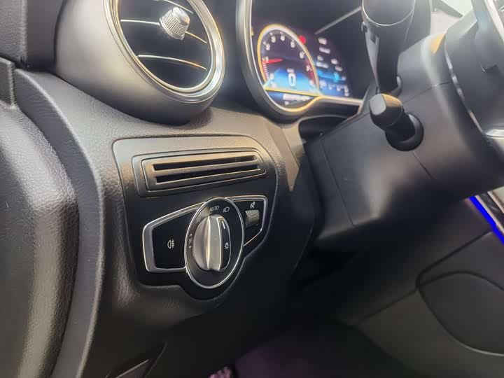 Фото 6 - Mercedes-Benz GLC-Class AMG