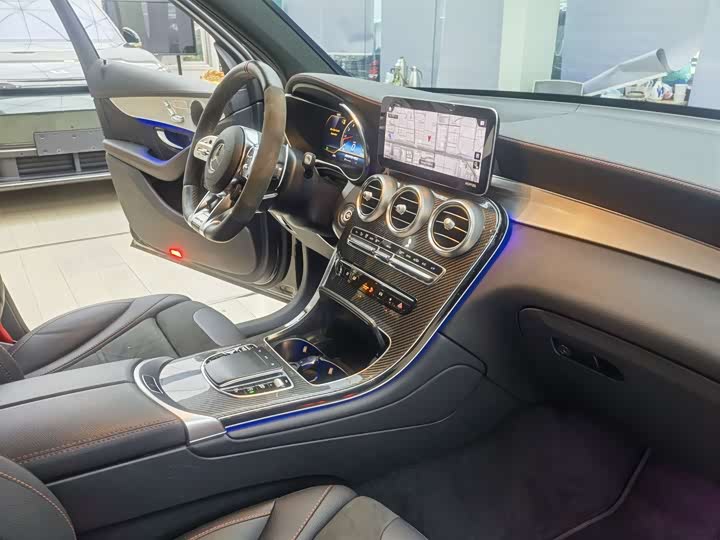 Фото 7 - Mercedes-Benz GLC-Class AMG