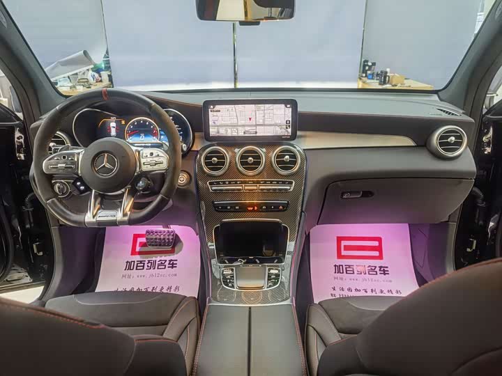 Фото 9 - Mercedes-Benz GLC-Class AMG