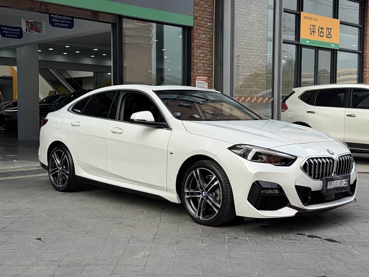 Фото 3 - BMW 2 Series