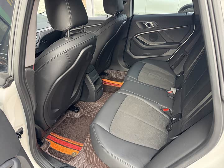 Фото 9 - BMW 2 Series