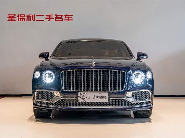 Фото 2 - Bentley Flying Spur Hybrid