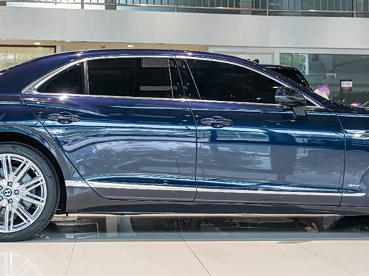Фото 4 - Bentley Flying Spur Hybrid