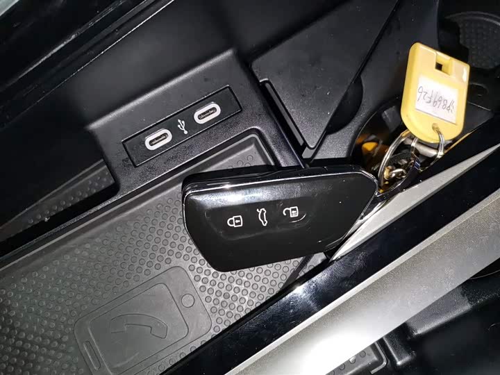 Фото 9 - Volkswagen ID.4 X