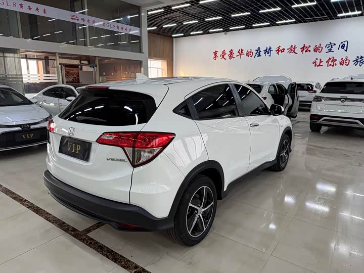 Фото 5 - Honda Vezel