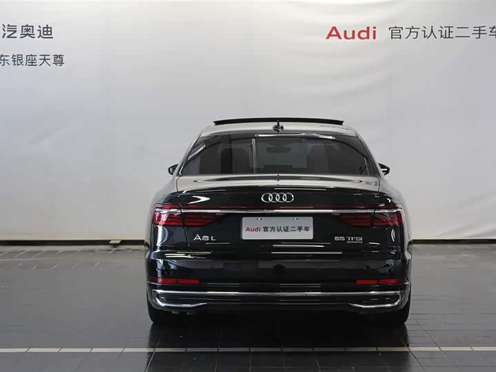 Фото 6 - Audi A8