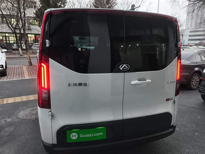 Фото 6 - Maxus V70