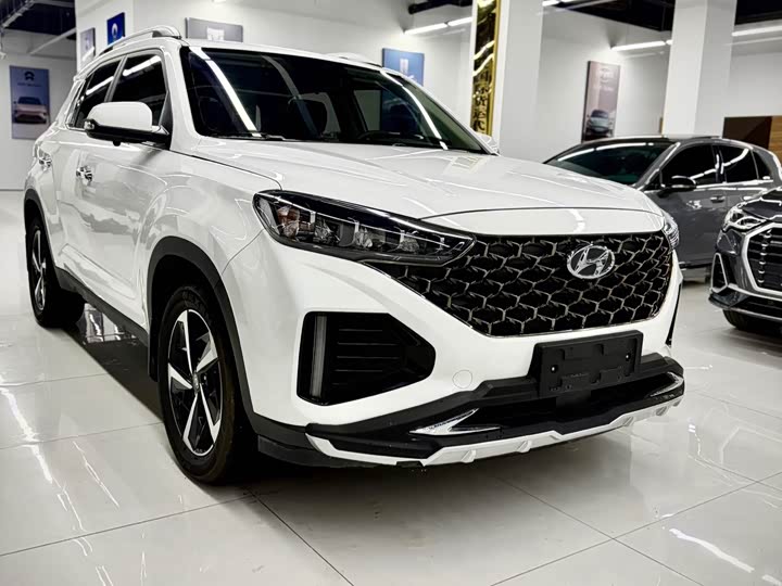Фото 8 - Hyundai ix35 (Mufasa)