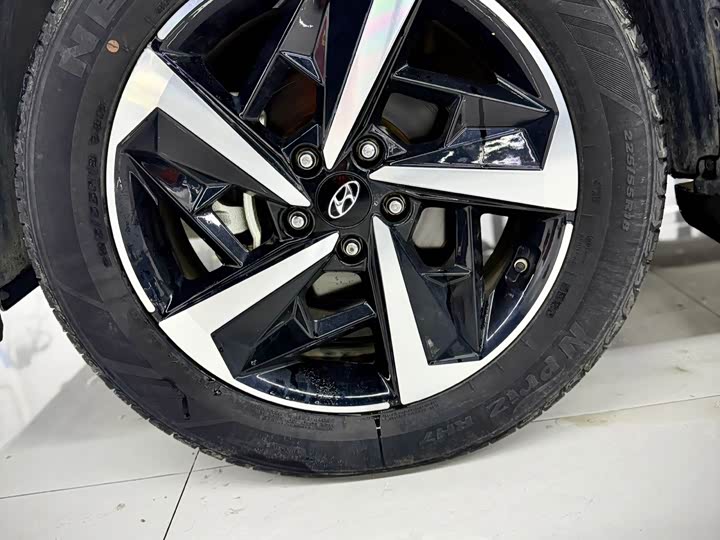 Фото 9 - Hyundai ix35 (Mufasa)