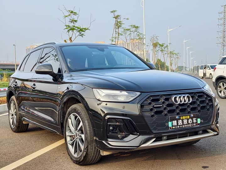Фото 3 - Audi Q5L