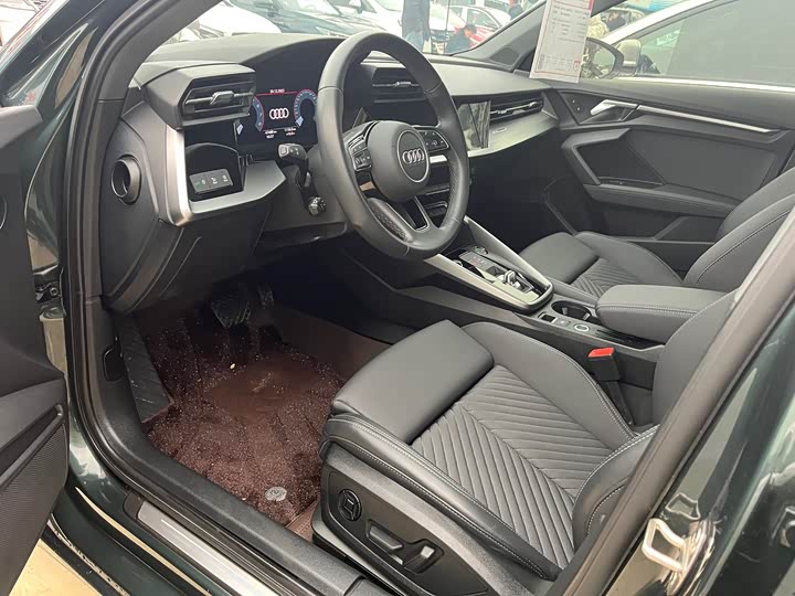 Фото 5 - Audi A3