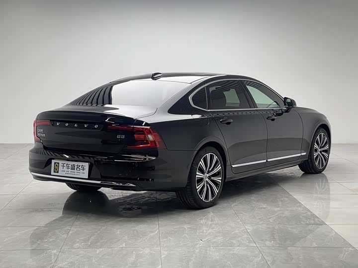 Фото 6 - Volvo S90