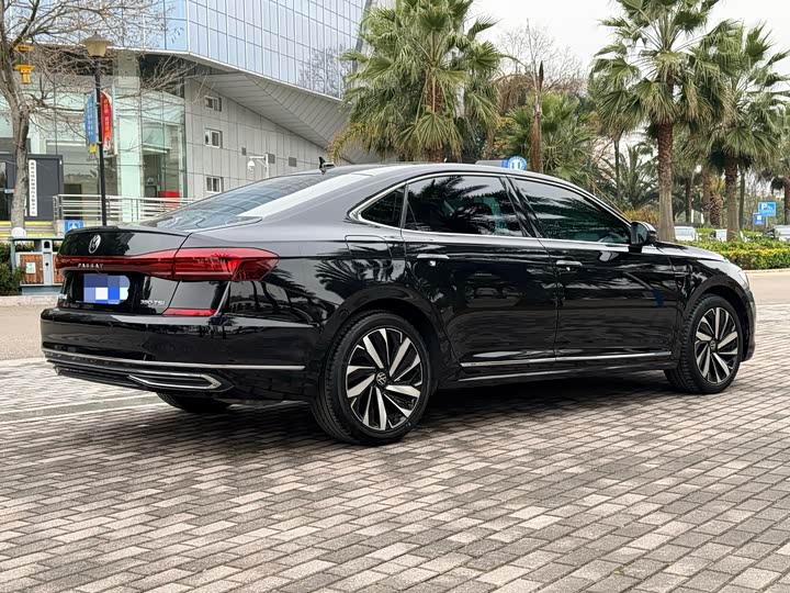 Фото 6 - Volkswagen Passat