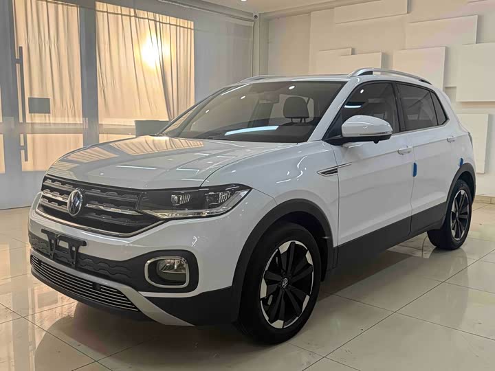 Фото 1 - Volkswagen Tacqua