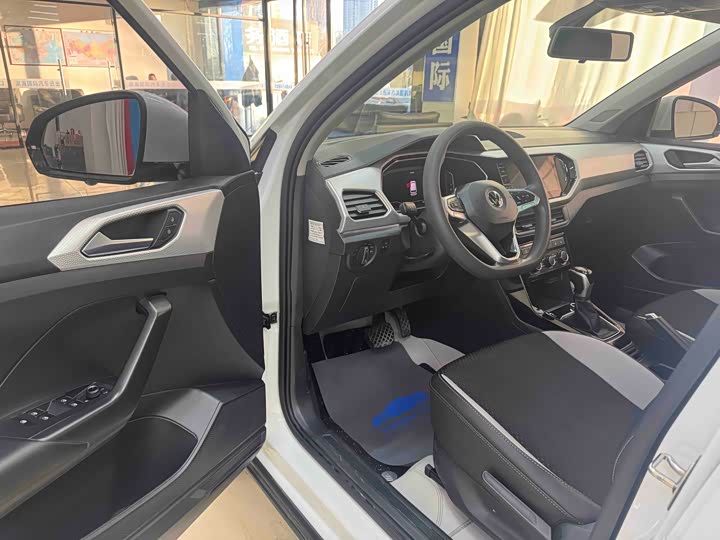 Фото 7 - Volkswagen Tacqua