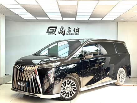 Фото 1 - GAC Trumpchi M8