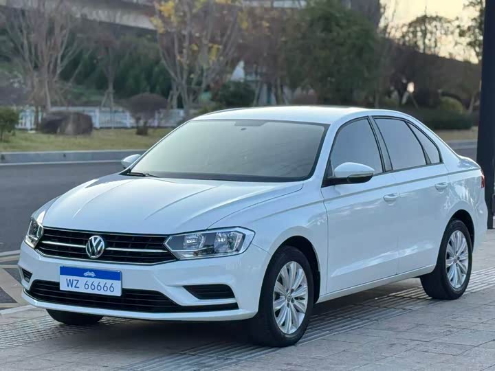 Фото 1 - Volkswagen Bora