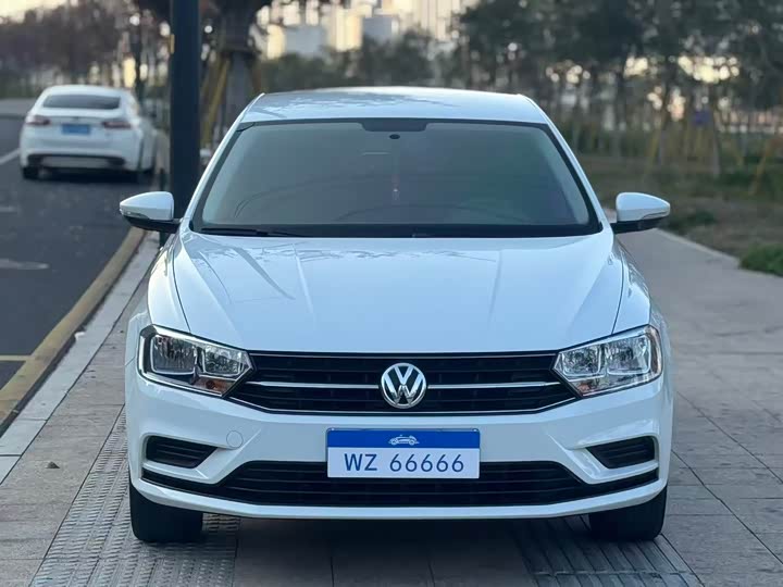 Фото 2 - Volkswagen Bora