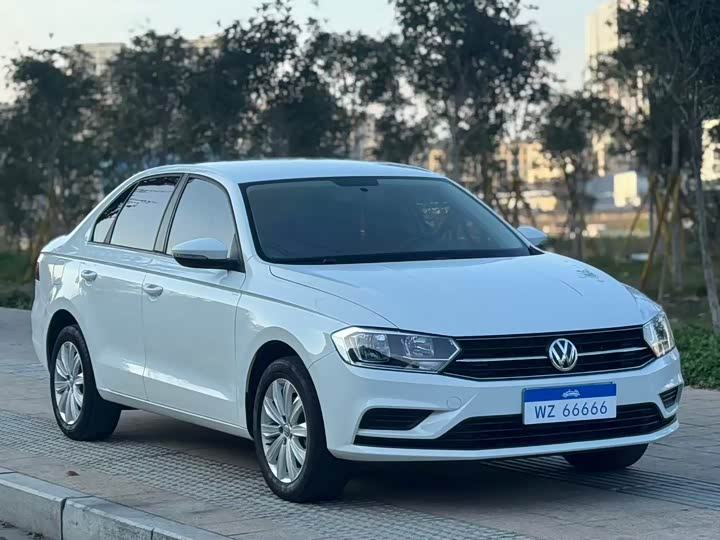 Фото 3 - Volkswagen Bora