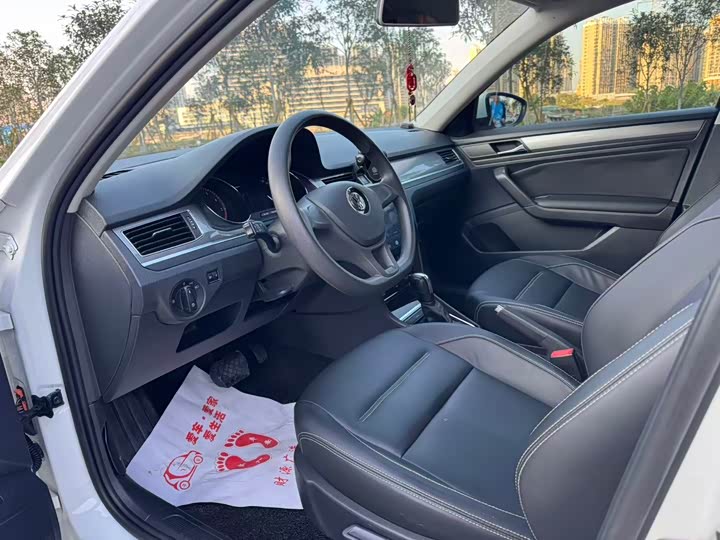 Фото 4 - Volkswagen Bora